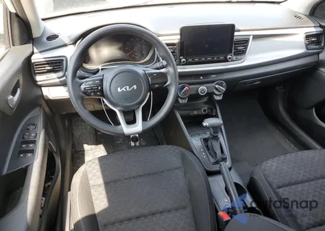 2022 Kia Rio Lx из США, поврежденный, VIN 3KPA24AD5NE487170